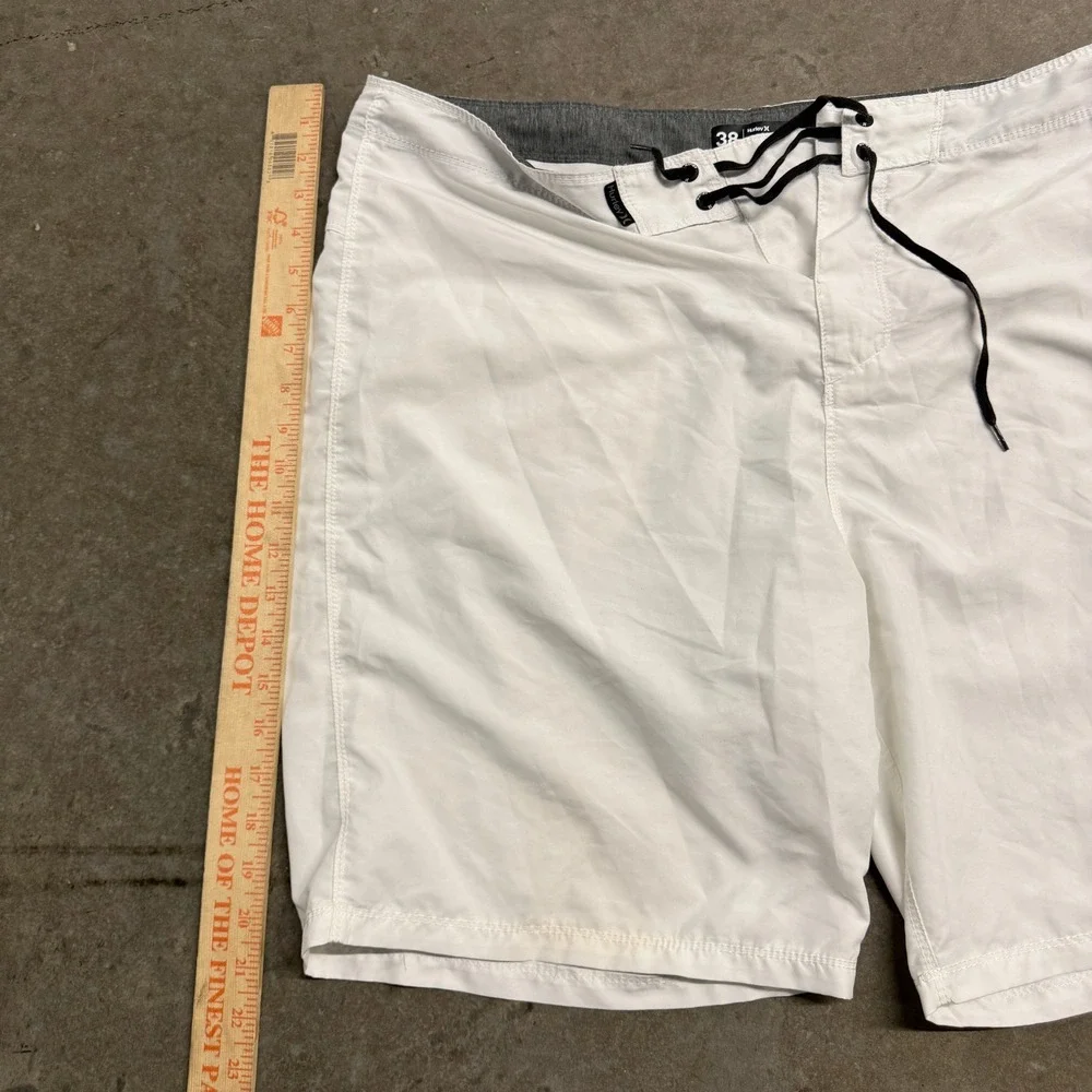 Hurley Mens White Board Shorts Swim Trunks Size 38 Lace Up Back Pocket Surf